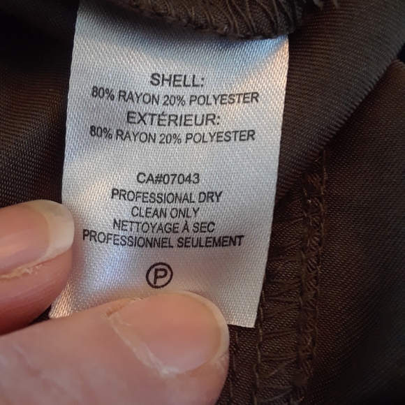 Size small Calvin Klein army green skirt an belt set - Picture 11 of 13